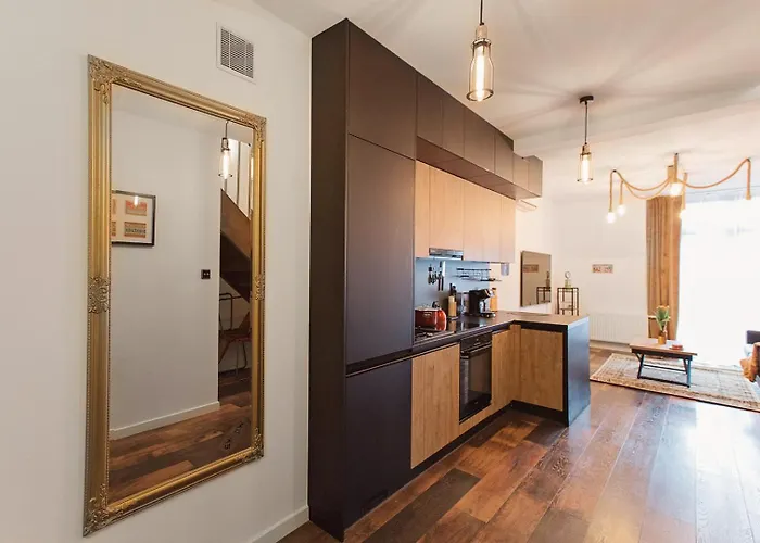 Wendigo - Butikowy, 2-poziomowy, Blisko Jeziora アパート